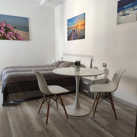 게스트하우스 Rosita 레카나티