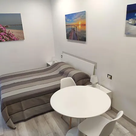 Rosita 게스트하우스 3*