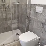 Rosita 3*